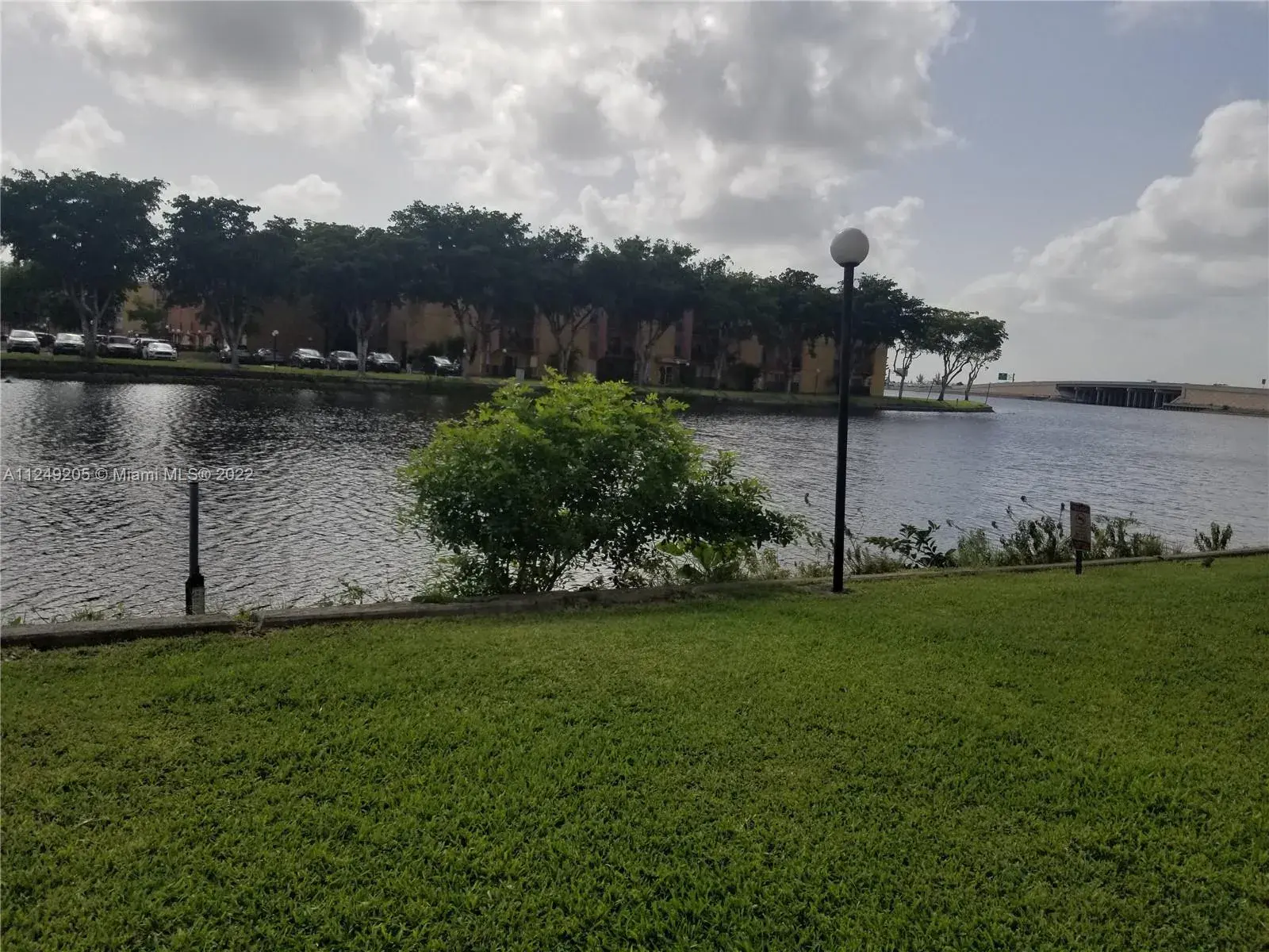 4707 NW 7th St # 8, Miami FL 33126