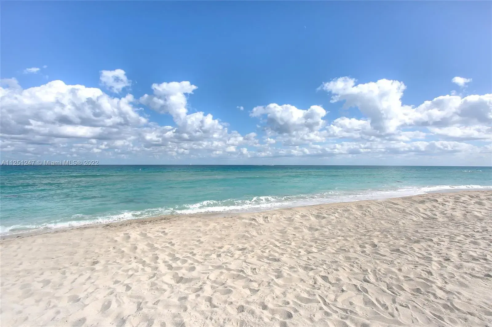 1 bedroom 1 bath Residential Lease for rent at 9225 Collins Ave # 1404, Surfside FL 33154