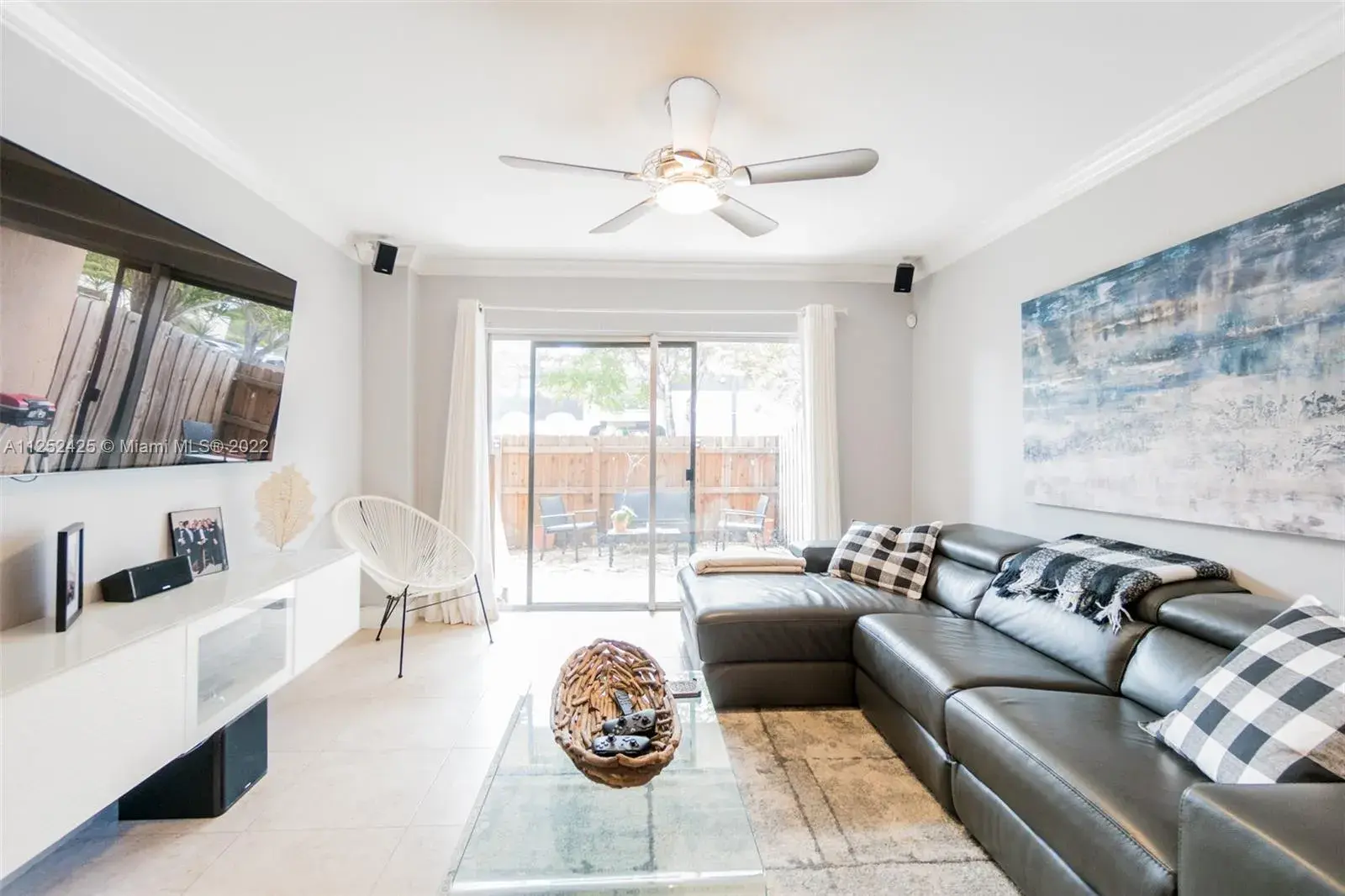 1 bedroom 1 bath Residential for sale at 10900 SW 104th St # 114, Miami FL 33176