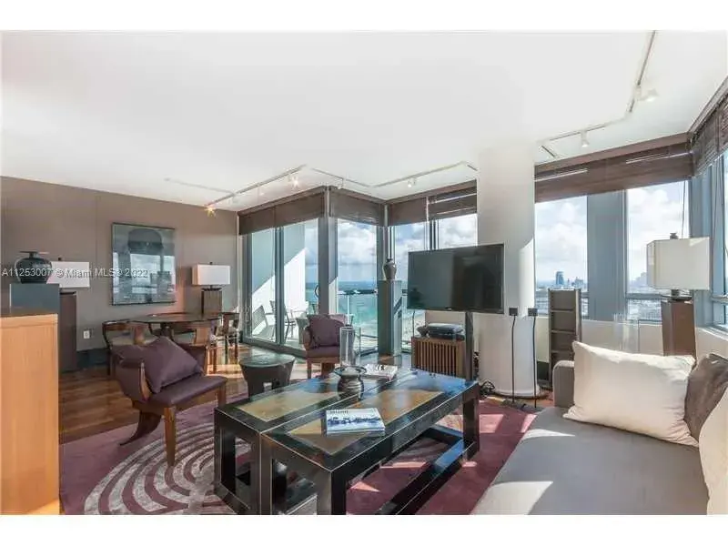 2 bedroom 2 bath Residential for sale at 101 20th St # 3202, Miami Beach FL 33139