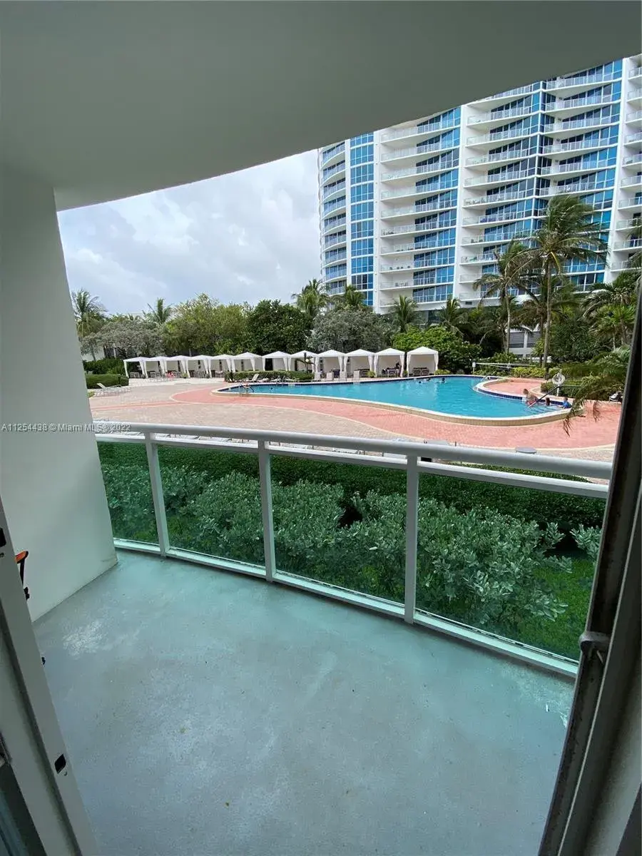 3001 S Ocean Dr # 115, Hollywood FL 33019