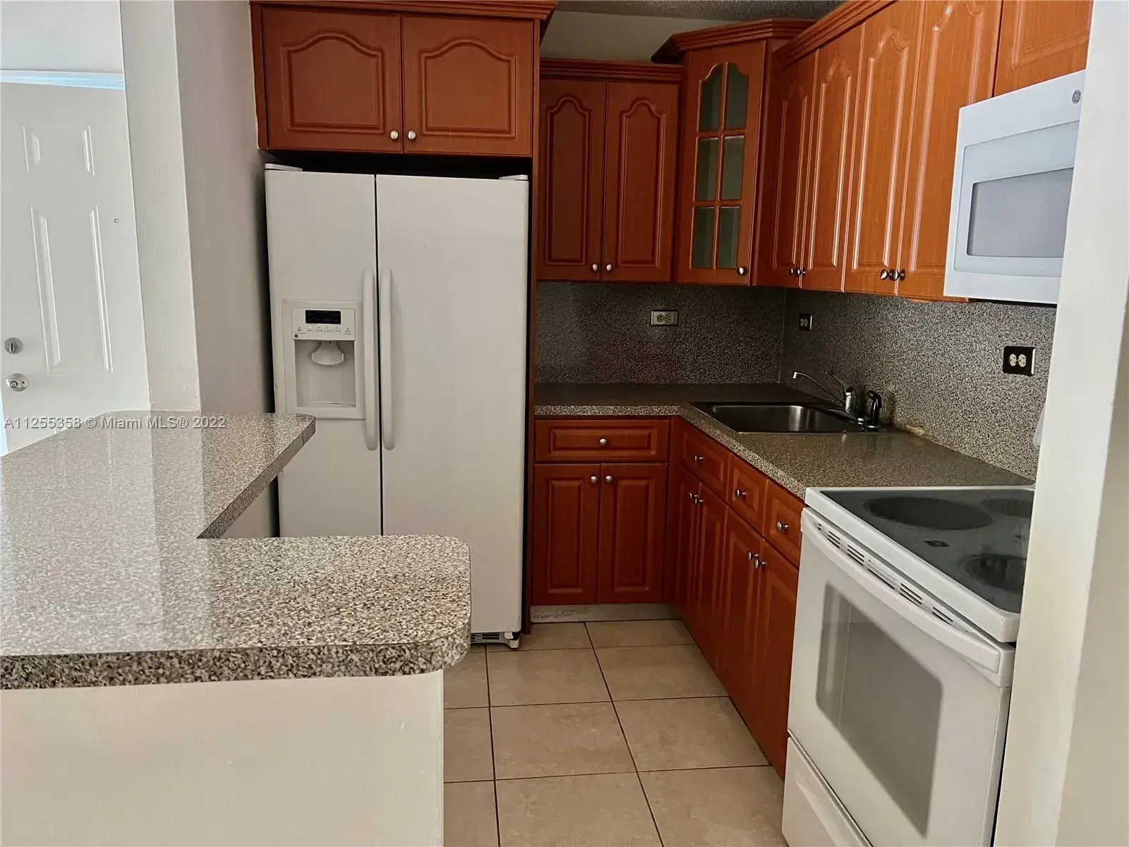 7140 NW 179th St # 204, Hialeah FL 33015