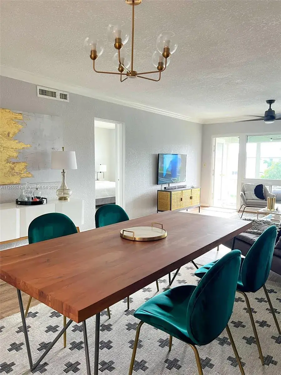 900 SW 12th St # 305, Fort Lauderdale FL 33315