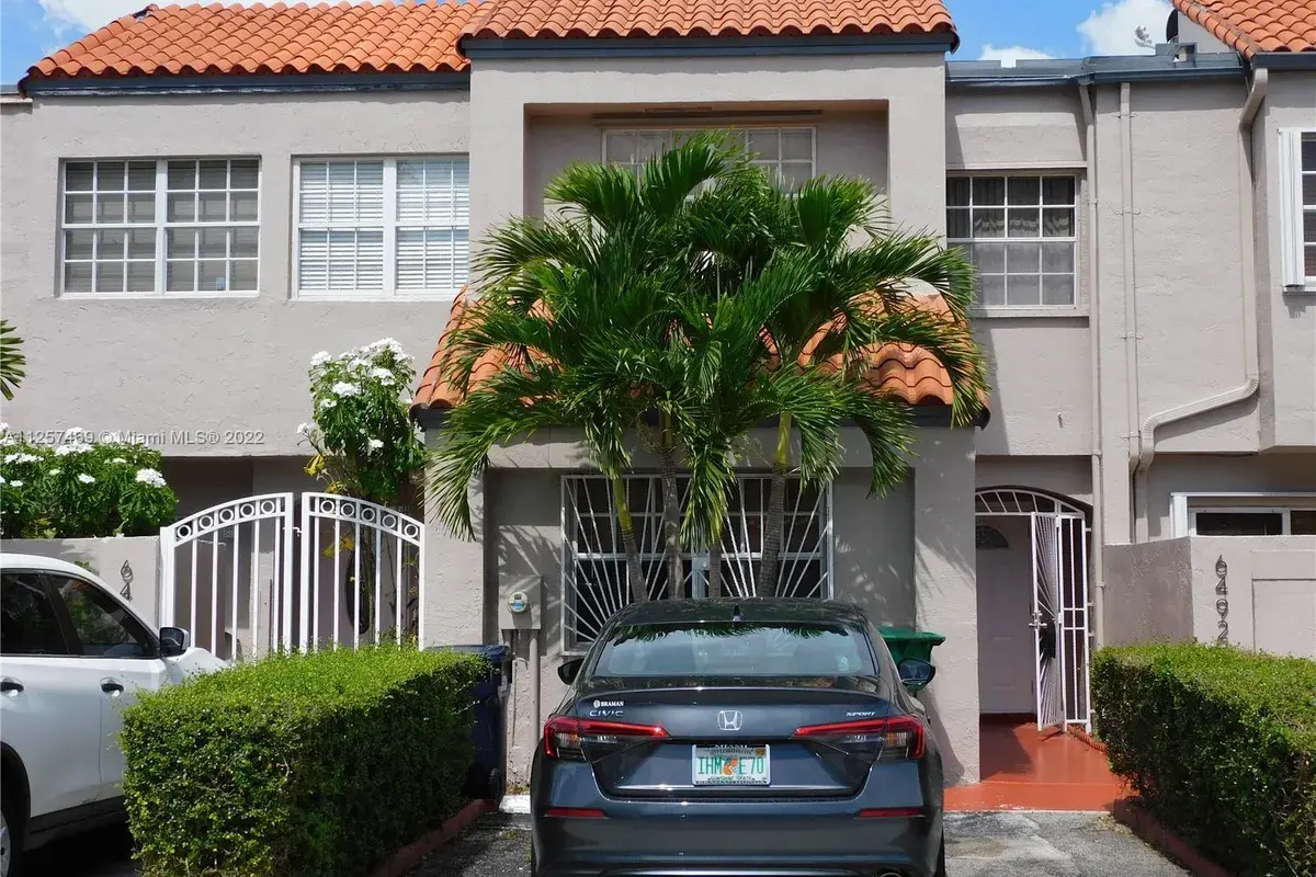 6492 SW 129th Ave, Miami FL 33183