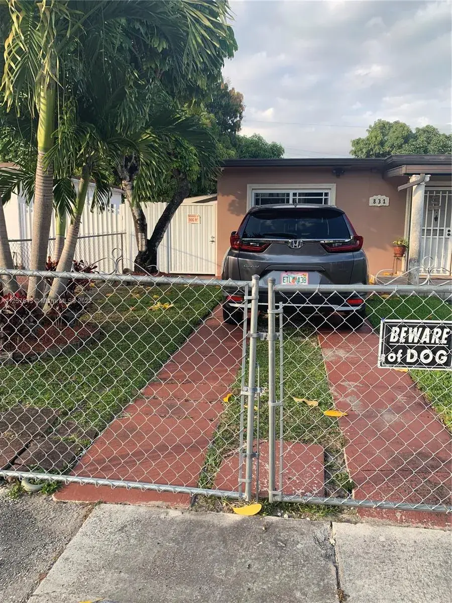 831 E 13th St, Hialeah FL 33010
