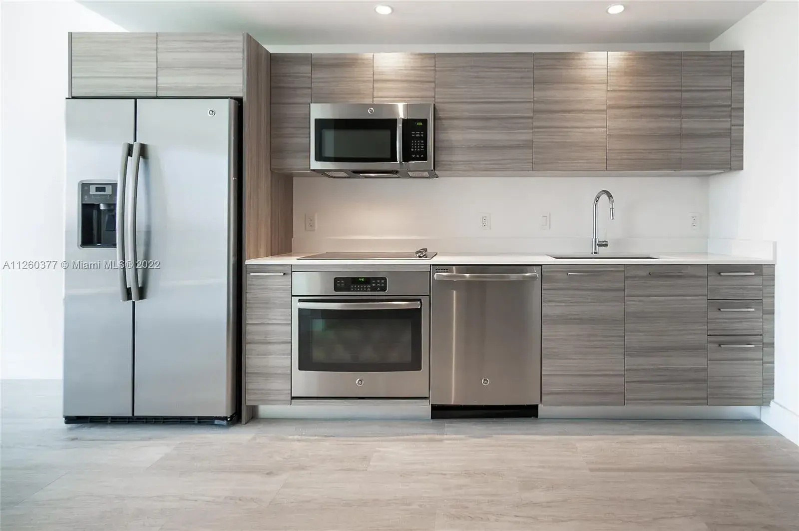 121 NE 34 # L306, Miami FL 33137
