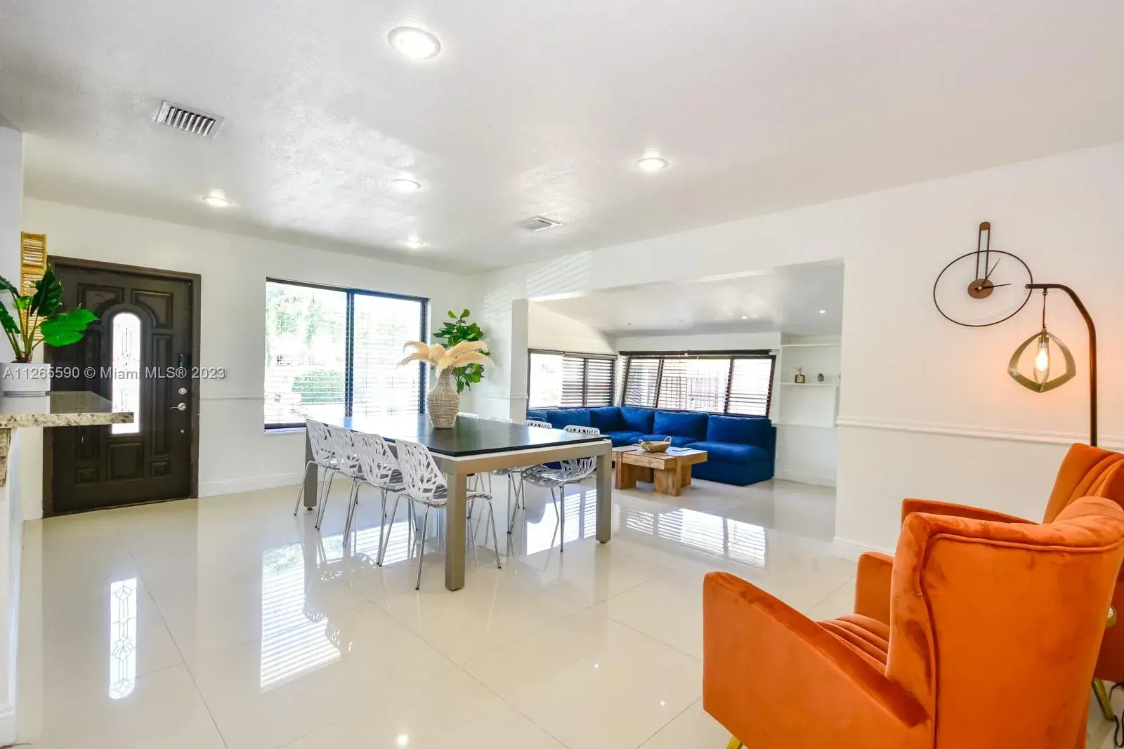 5 bedroom 2 bath Residential Lease for rent at 2510 NE 215th St, Miami FL 33180