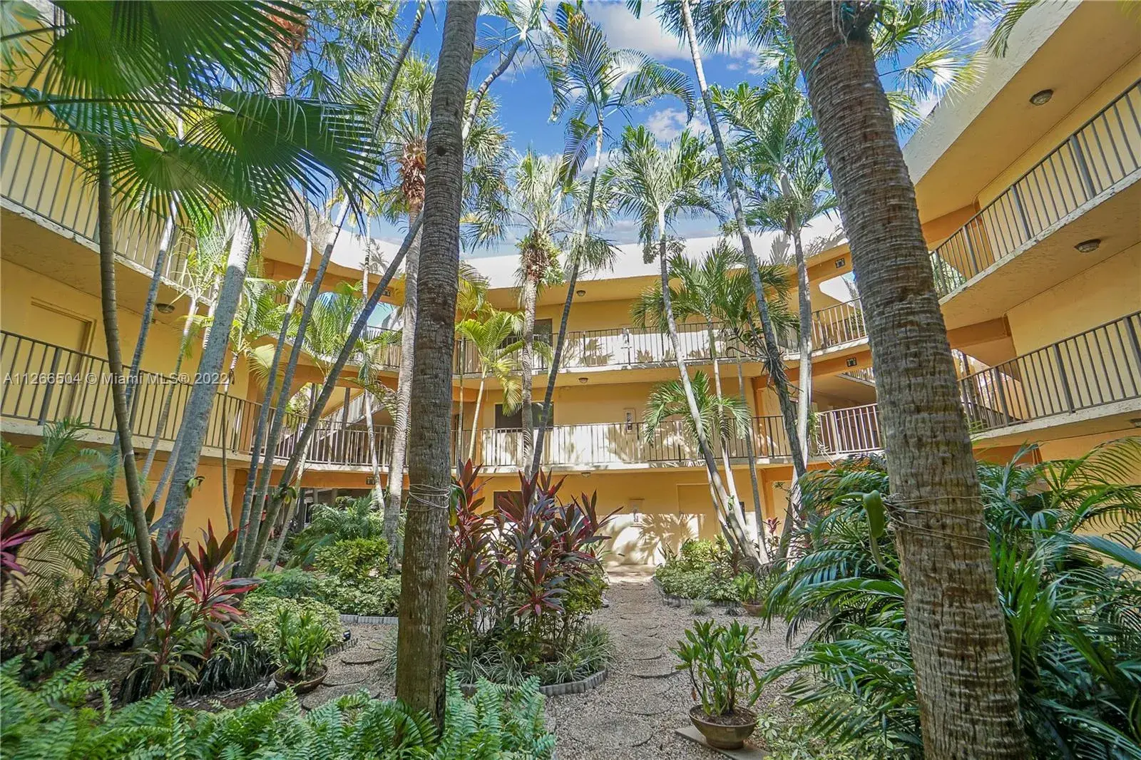8015 SW 107th Ave # 322, Miami FL 33173