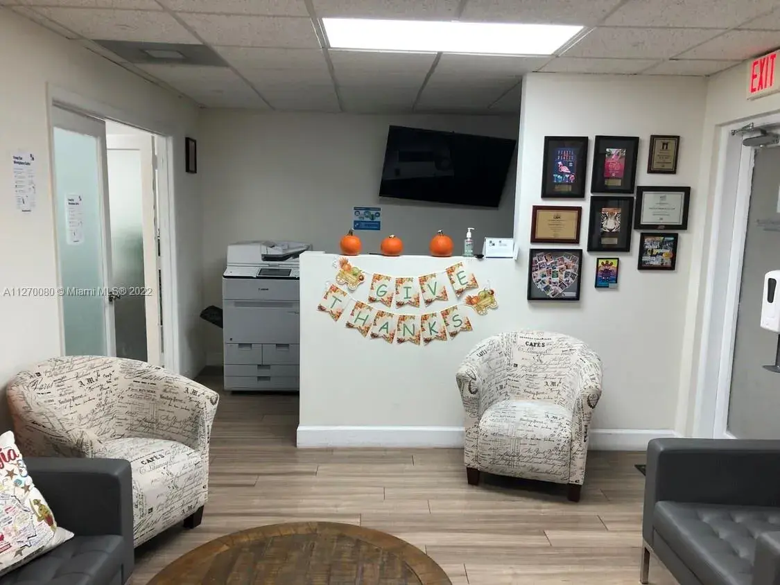325 Almeria Ave, Coral Gables FL 33134