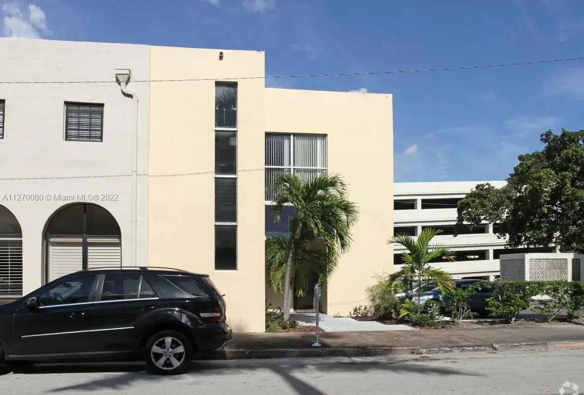 325 Almeria Ave, Coral Gables FL 33134