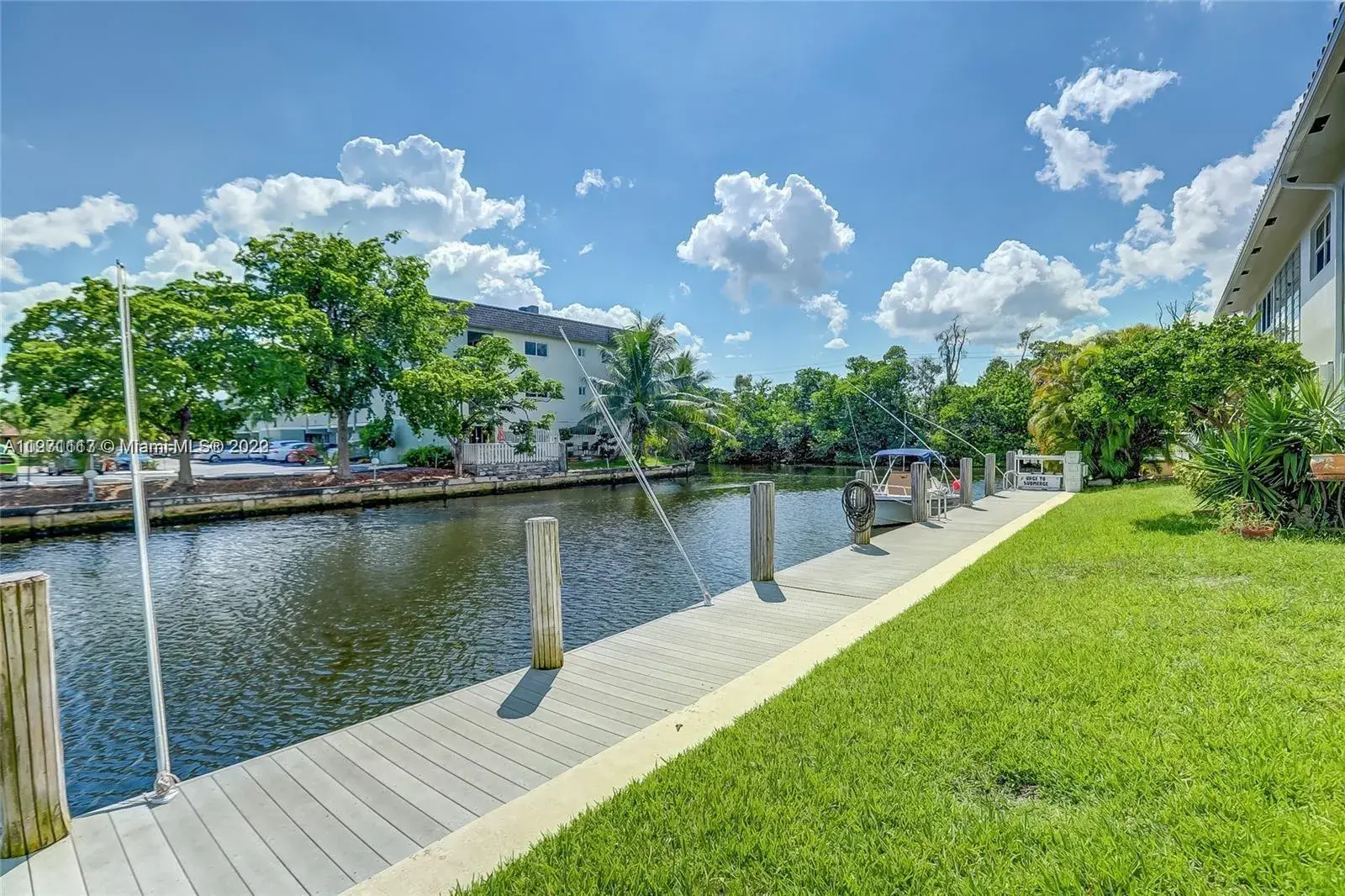 2 bedroom 2 bath Residential for sale at 1400 NE 55th St # 201, Fort Lauderdale FL 33334