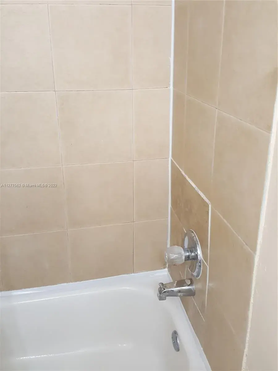 4344 NW 9th Ave # 3D, Deerfield Beach FL 33064