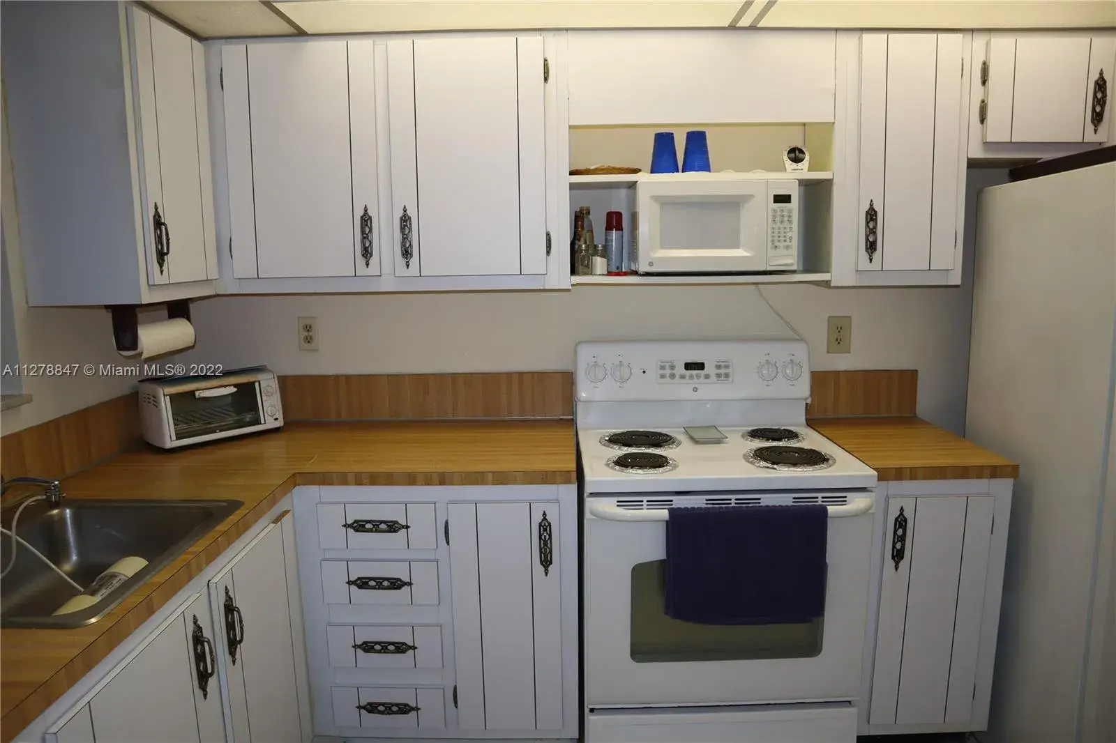 6020 NW 44th St # 407, Lauderhill FL 33319