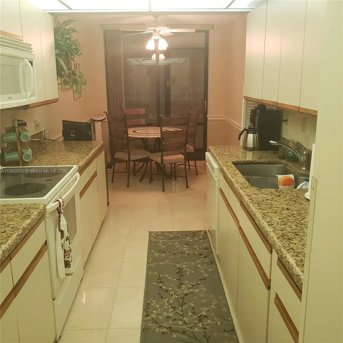 1470 Sheridan St # 18C, Hollywood FL 33020