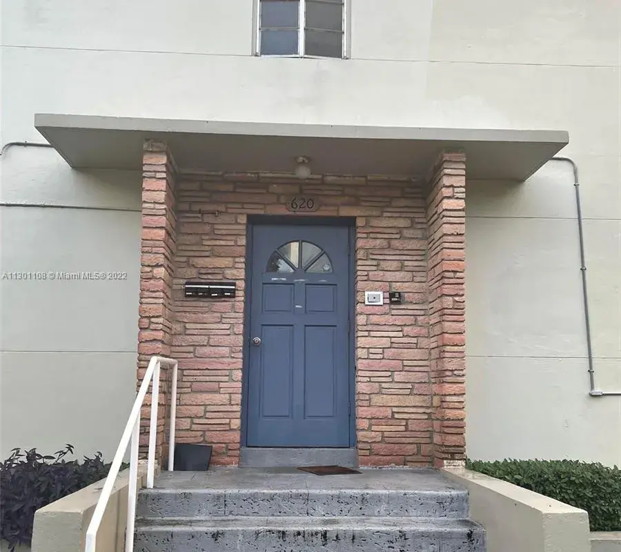 620 84th St # 25, Miami Beach FL 33141