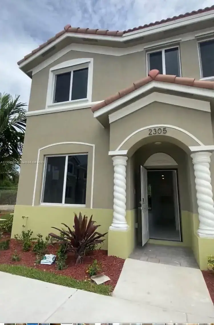 4 bedroom 3 bath Residential Lease for rent at 2305 SE 10th St, Homestead FL 33035