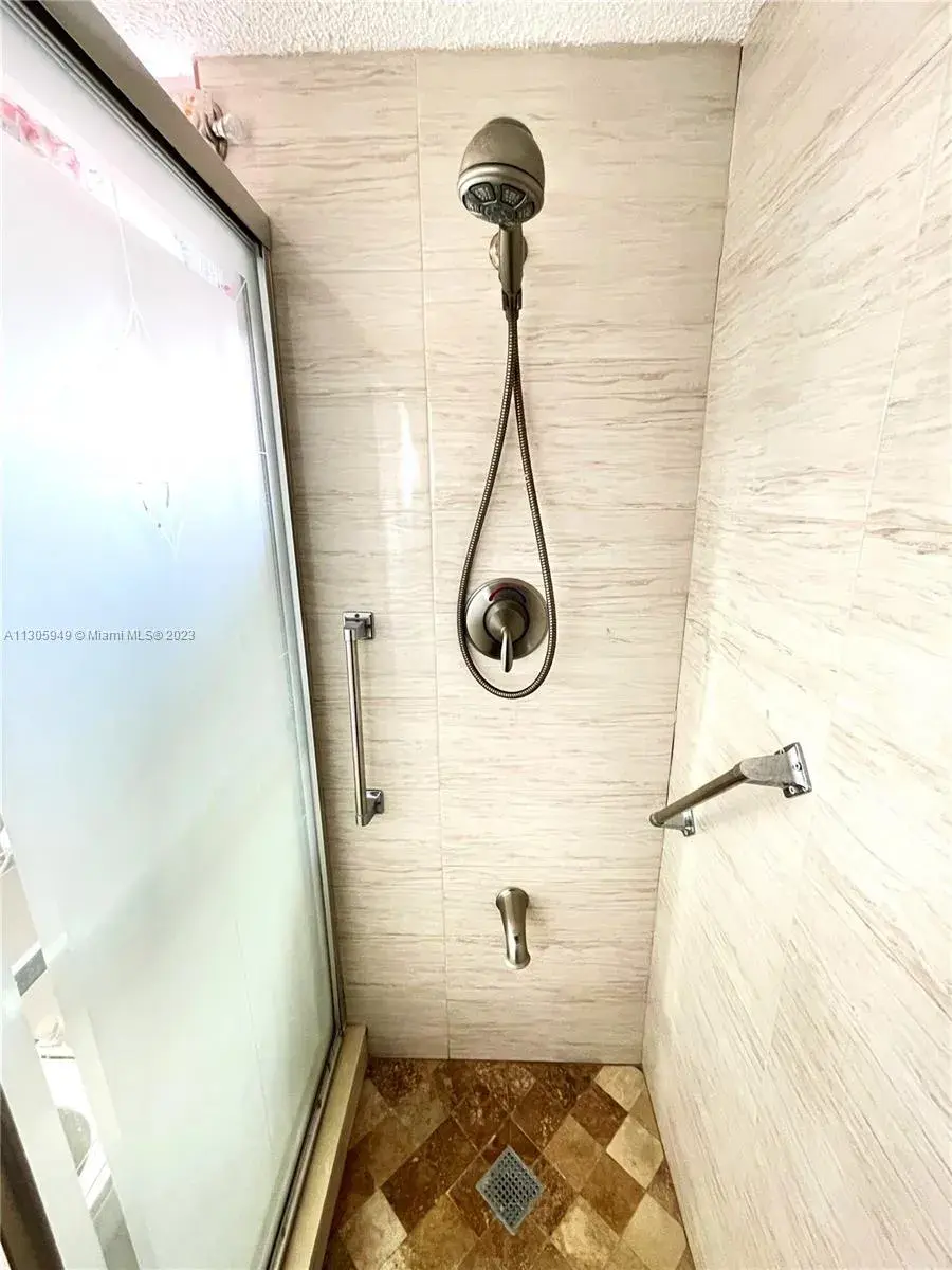 18707 NE 14th Ave # 727, Miami FL 33179 photo 4