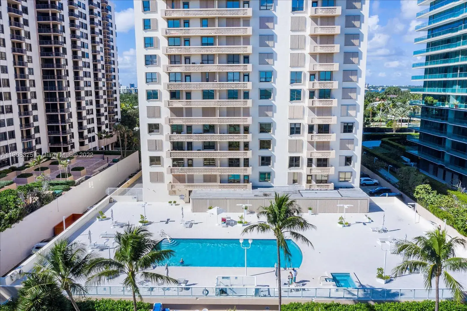 10185 Collins Ave # 404, Bal Harbour FL 33154