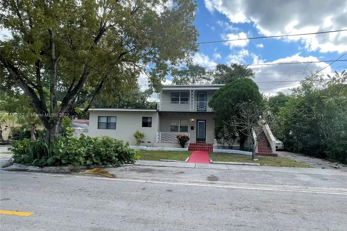 546-548 NE 65th St, Miami FL 33138