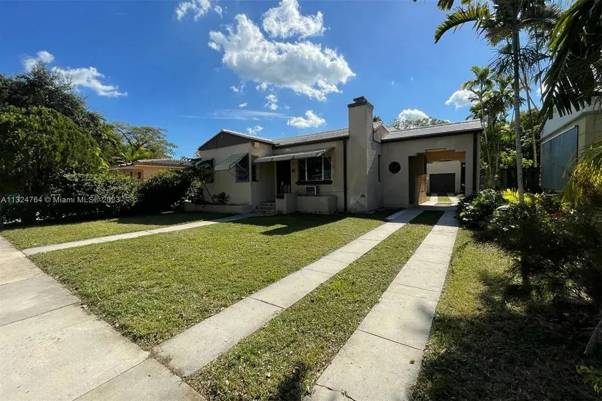 446 NE 75th St, Miami FL 33138