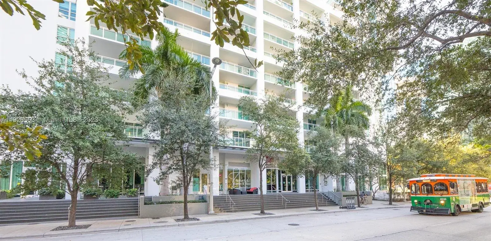 951 Brickell Ave # 405, Miami FL 33131