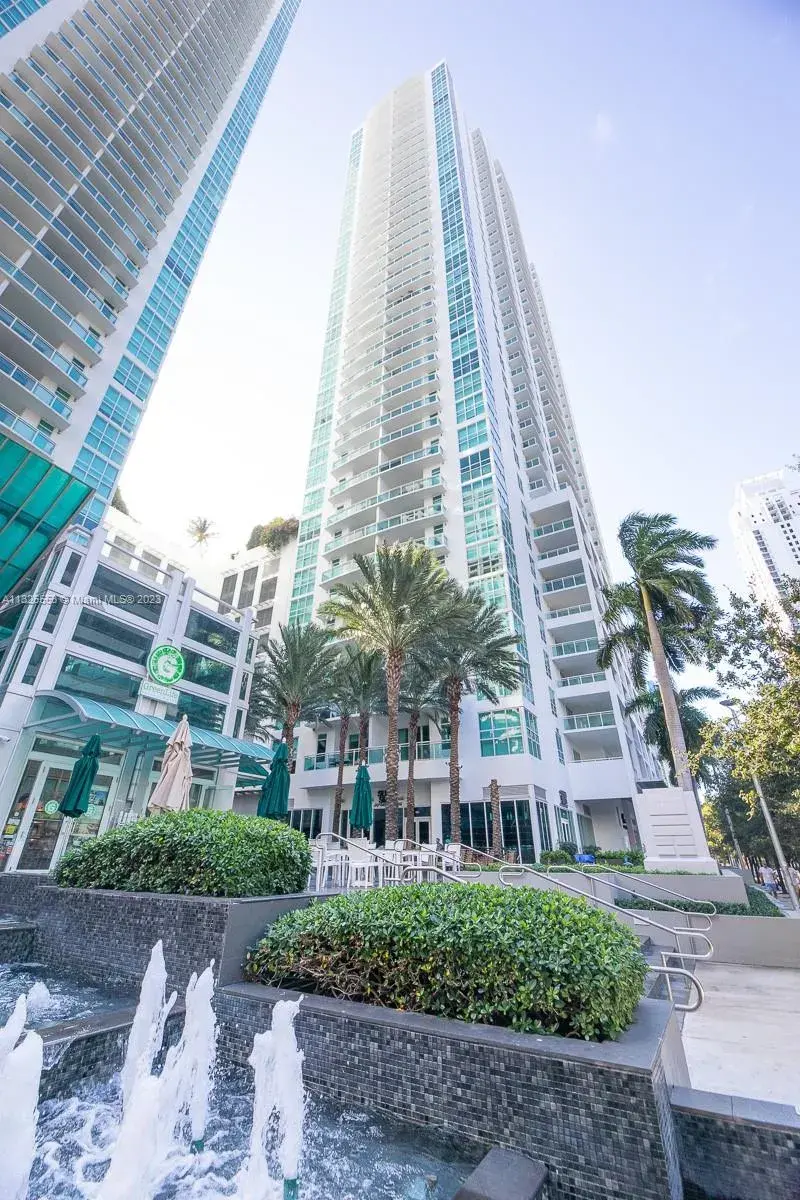 951 Brickell Ave # 405, Miami FL 33131