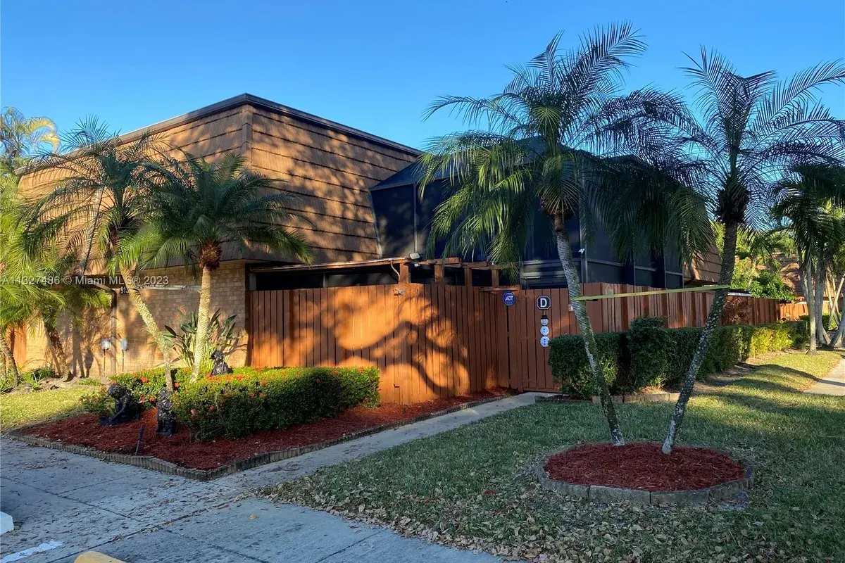 9135 SW 20th Pl # D, Davie FL 33324