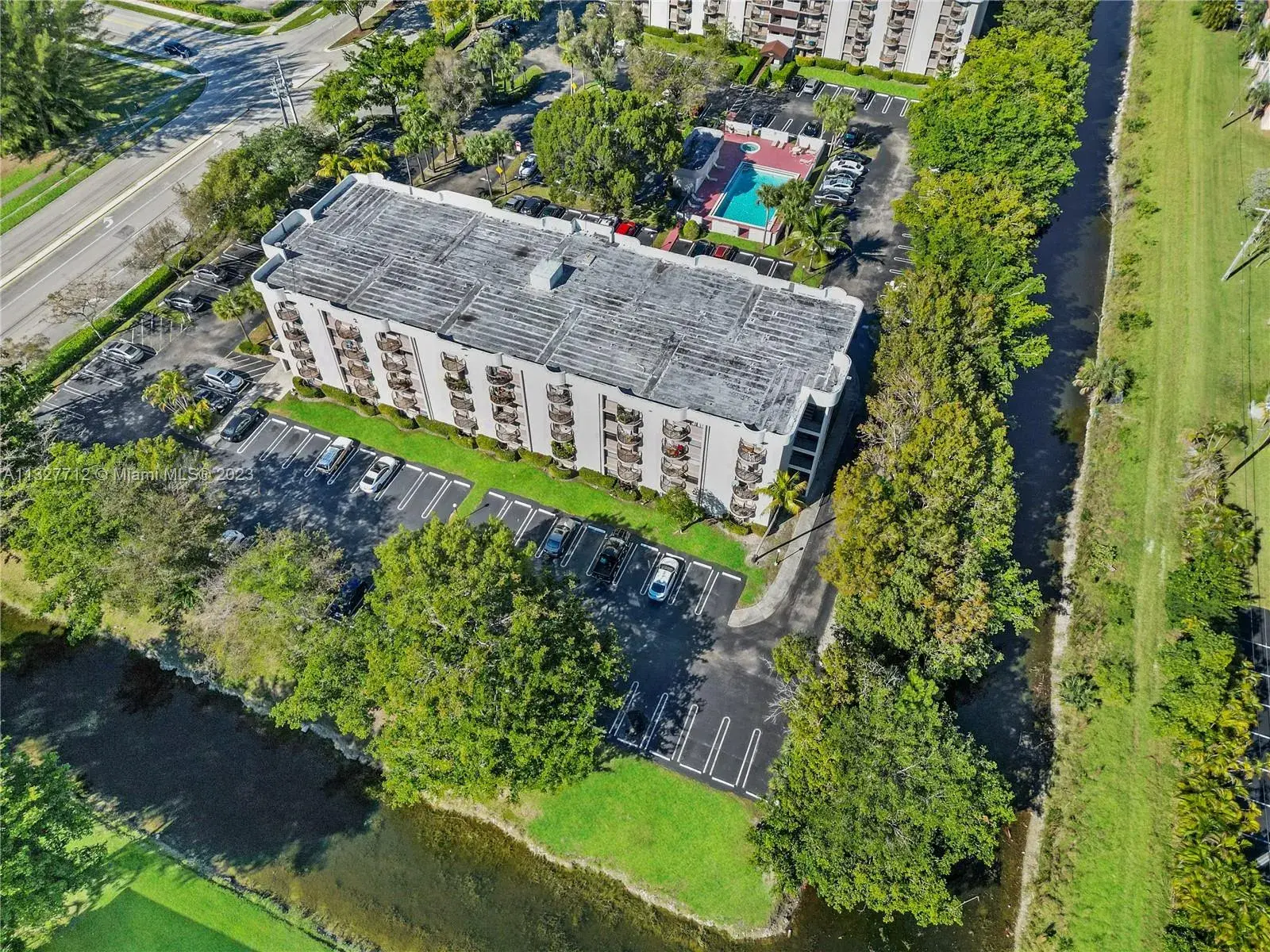 2701 Riverside Dr # B, Coral Springs FL 33065