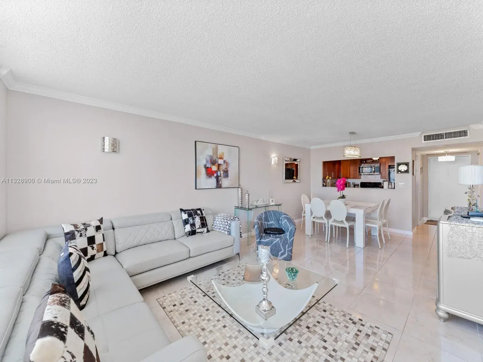 3180 S Ocean Dr # 618, Hallandale Beach FL 33009