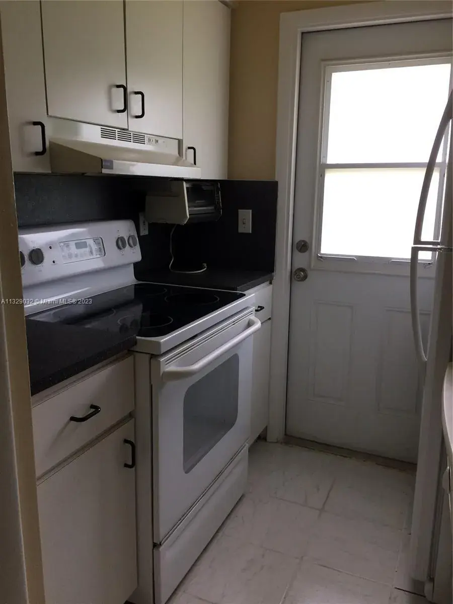 1431 S 14th Ave # 112, Hollywood FL 33020