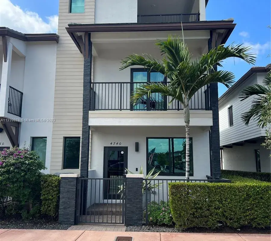 4740 NW 84th Ave # 4740, Doral FL 33166