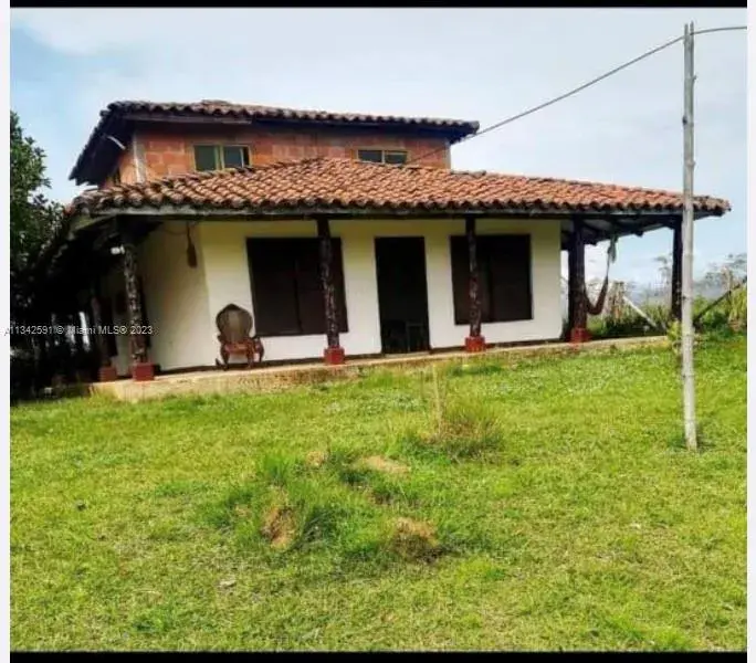 5 bedroom 2 bath for sale at Santander Not Assigned, FL 000