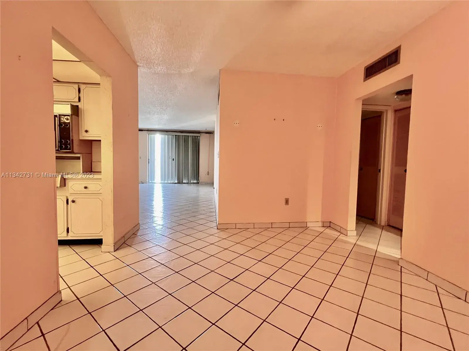 12500 NE 15th Ave # 615, North Miami FL 33161