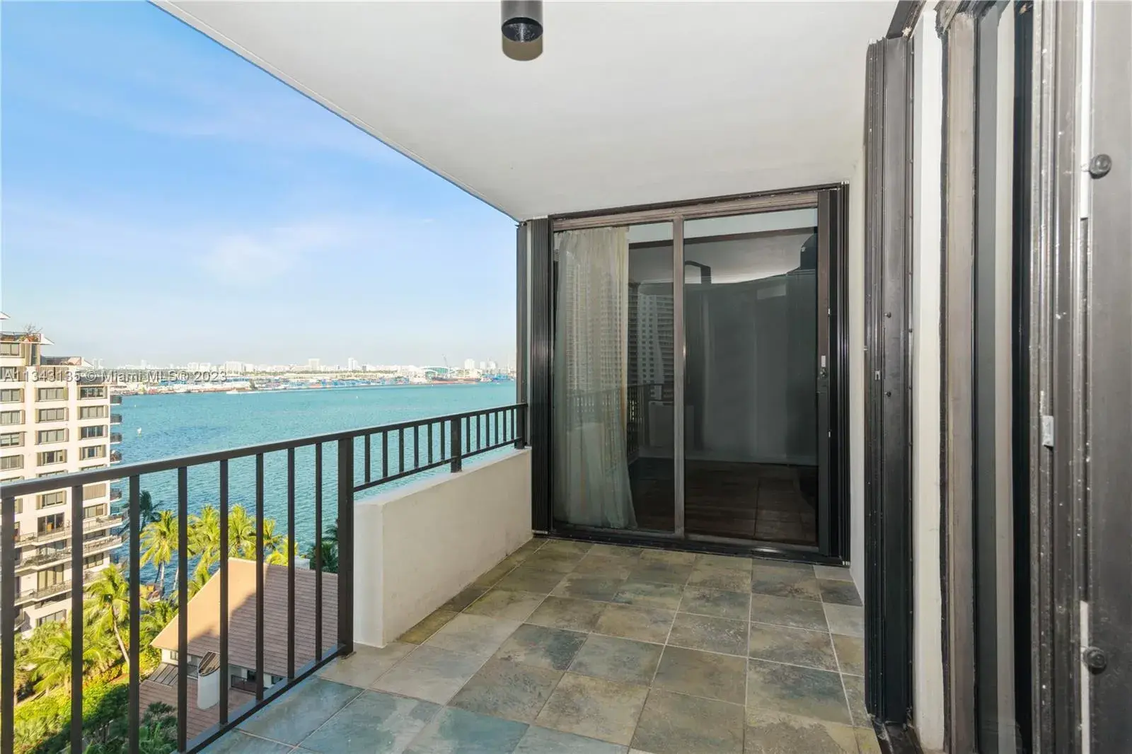 520 Brickell Key Dr # A1502, Miami FL 33131