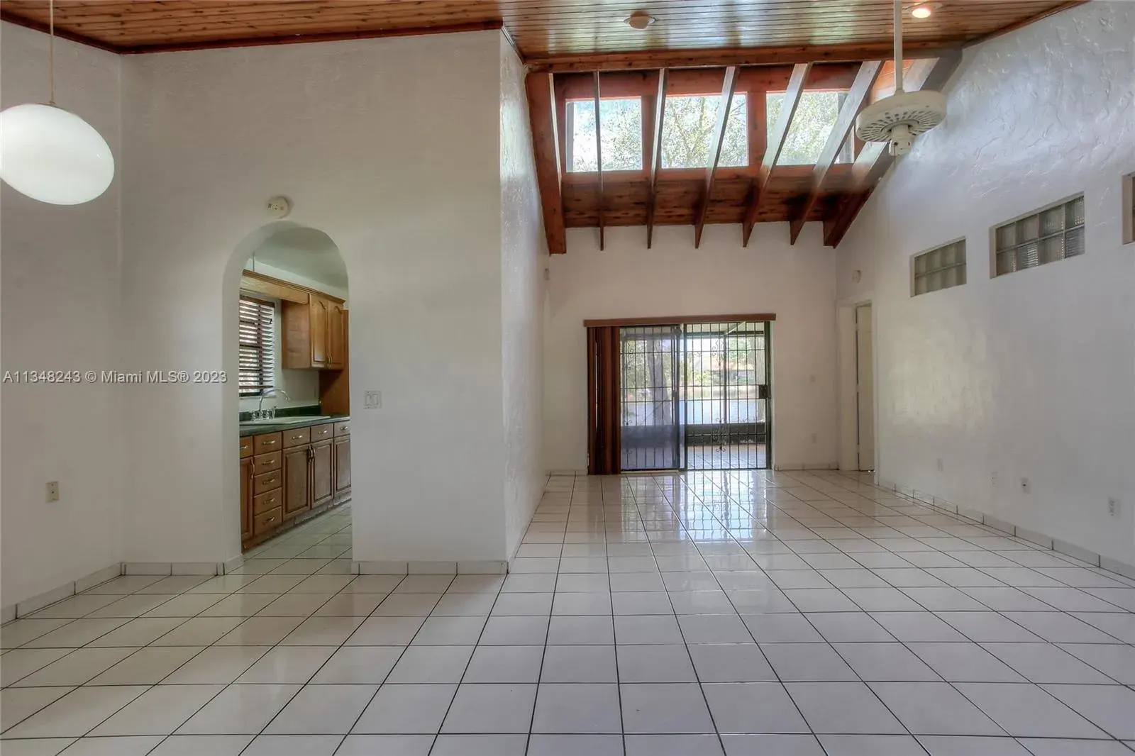 1621 Greer Ave, Homestead FL 33035