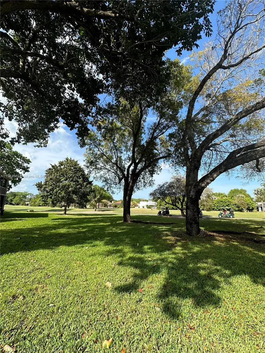 7502 NW 86th Ter # 202, Tamarac FL 33321