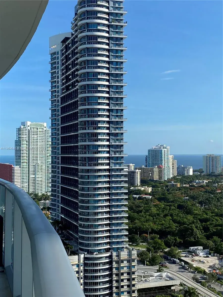 1100 S Miami Ave # 3106, Miami FL 33130