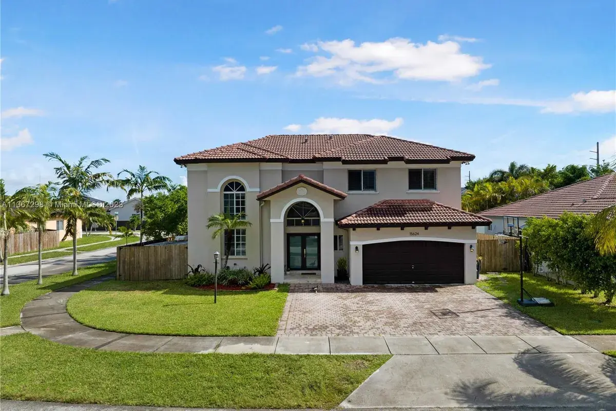 15624 SW 20th St, Miami FL 33185