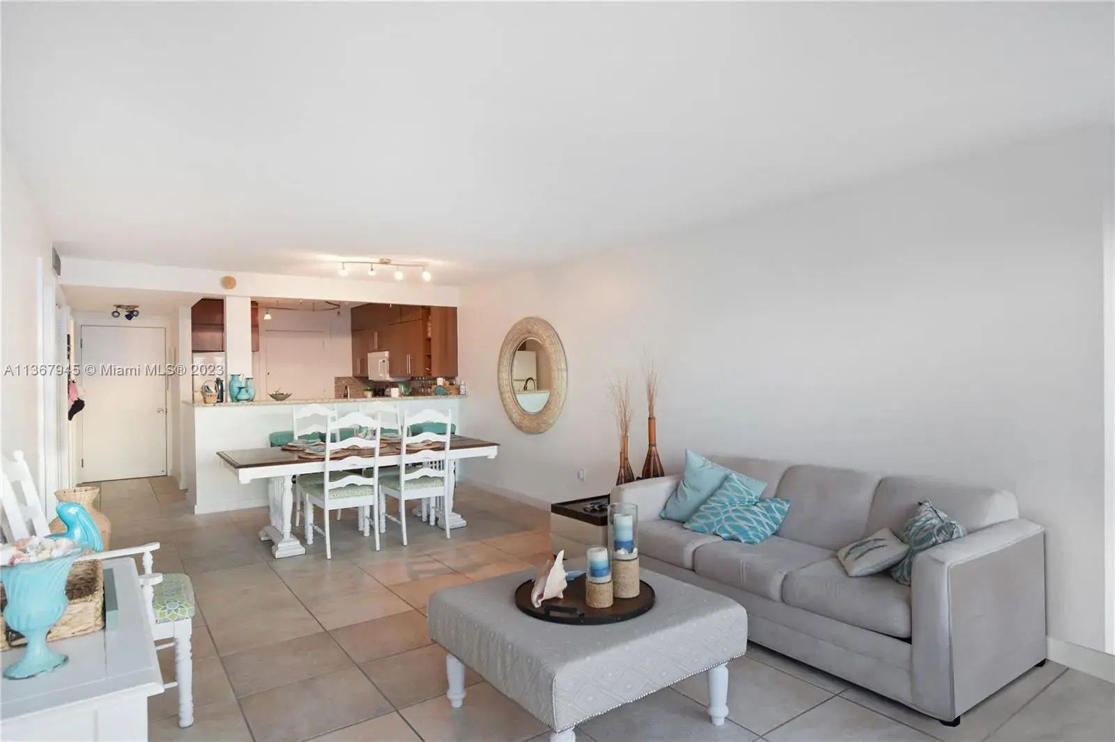 8233 Harding Ave # 506, Miami Beach FL 33141