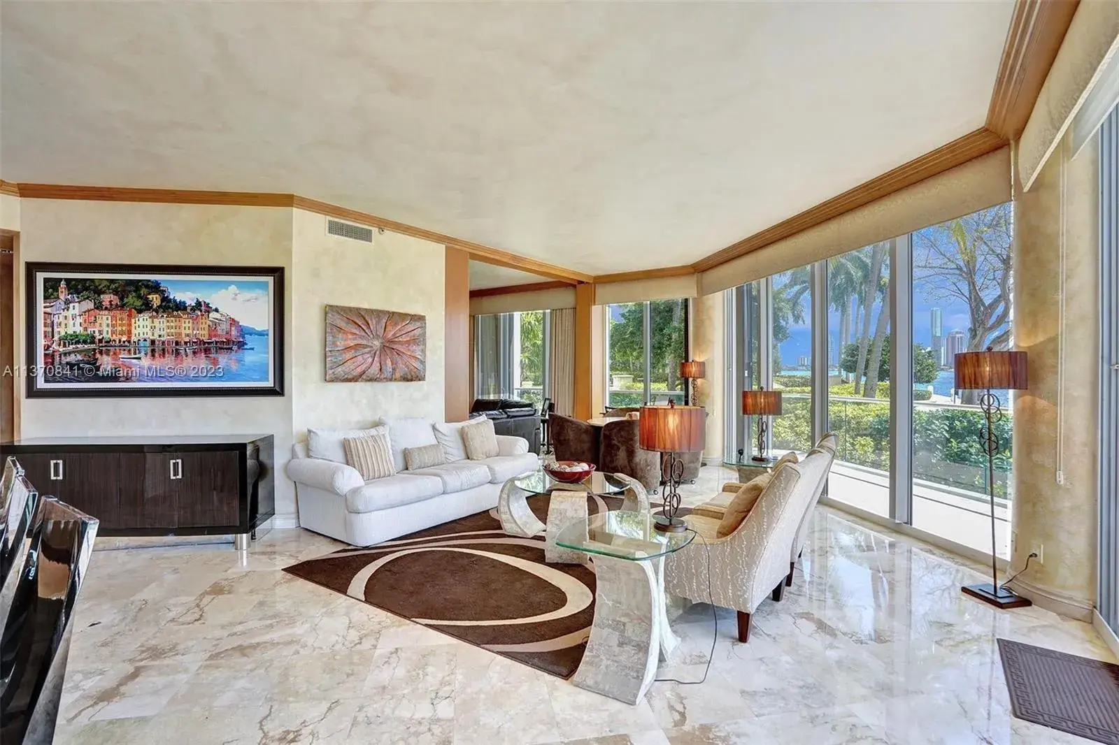 3 bedroom 3 bath for sale at 2600 Island Blvd # 101, Aventura FL 33160