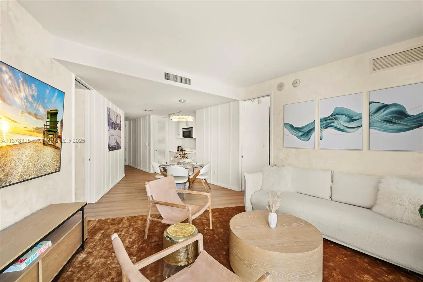 2201 Collins Ave # 811, Miami Beach FL 33139