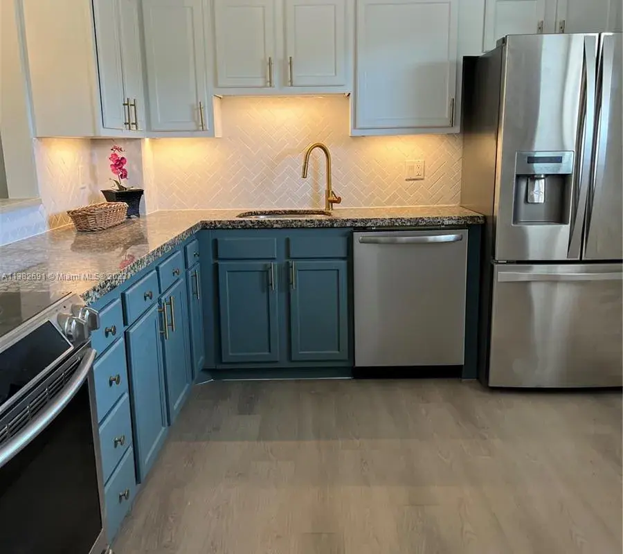101 Berkley Rd # 206, Hollywood FL 33024
