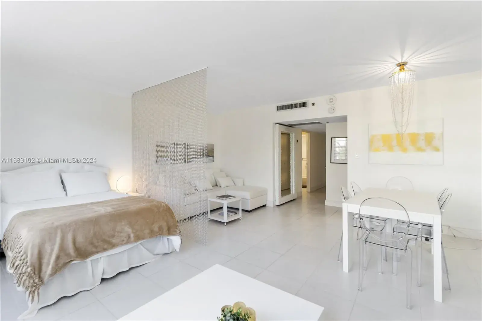 1 bath for rent at 100 Lincoln Rd # 306, Miami Beach FL 33139