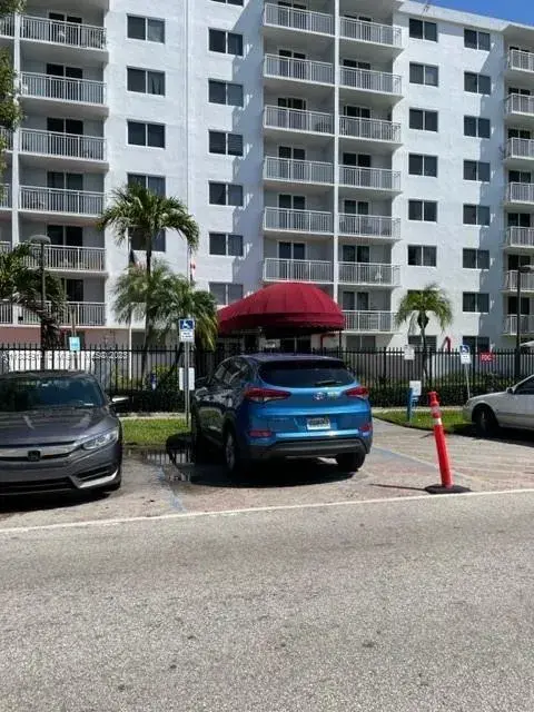 2 bedroom 2 bath Residential Lease for rent at 1251 NE 108th St # 221, Miami FL 33161