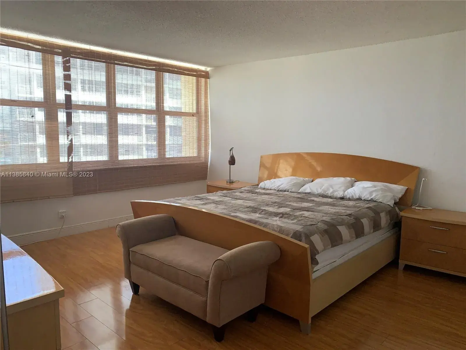 1825 S Ocean Dr # 708, Hallandale Beach FL 33009