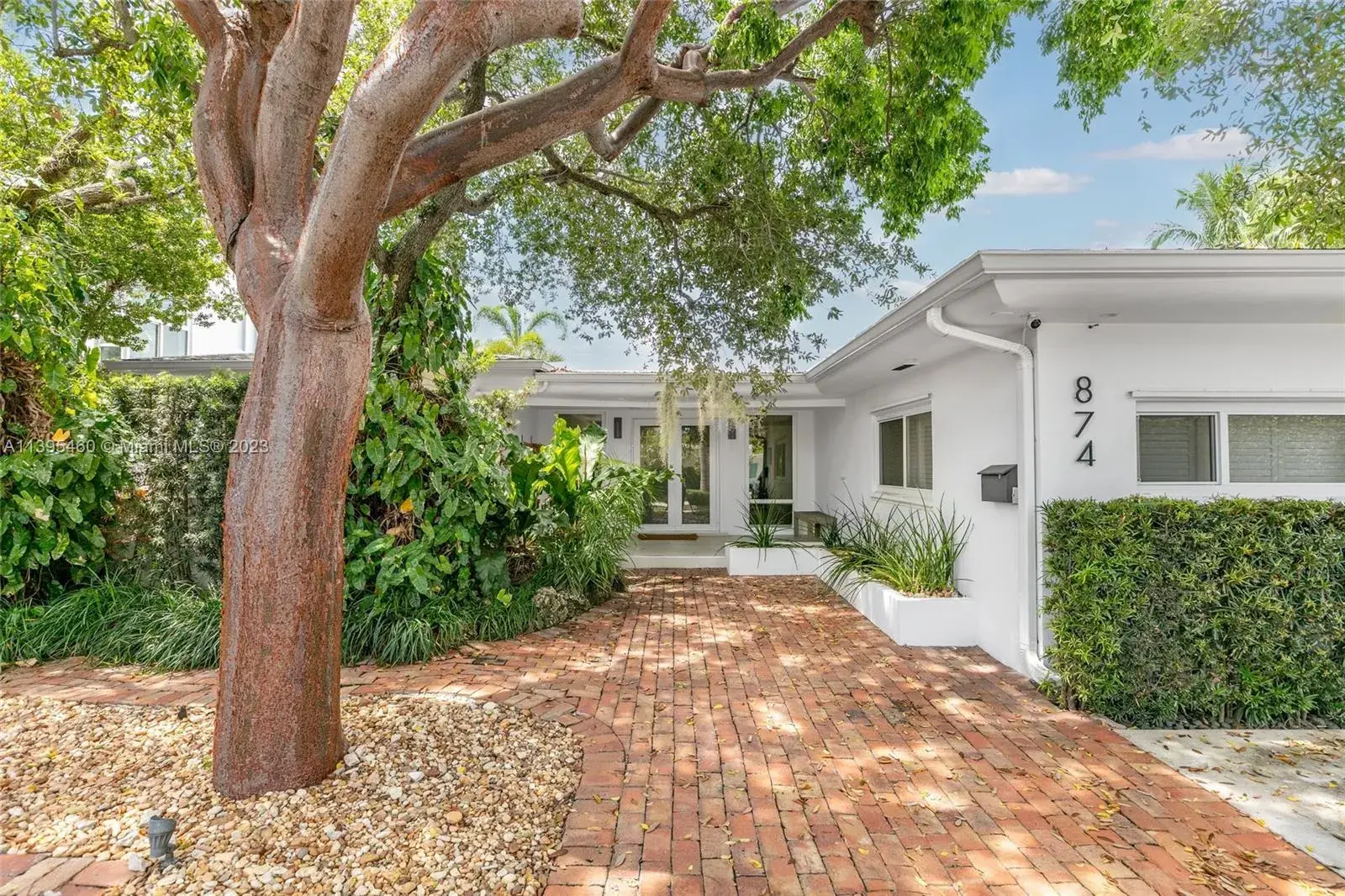 4 bedroom 3 bath for sale at 874 W 47th St, Miami Beach FL 33140