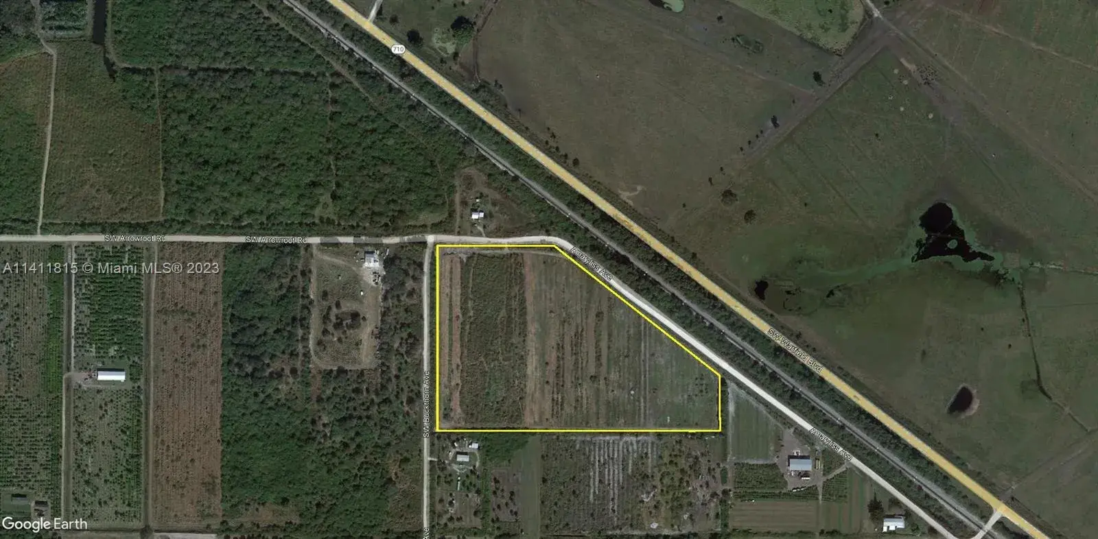 for sale at 10500 SW Amaryllis Ave, Indian Town FL 34956