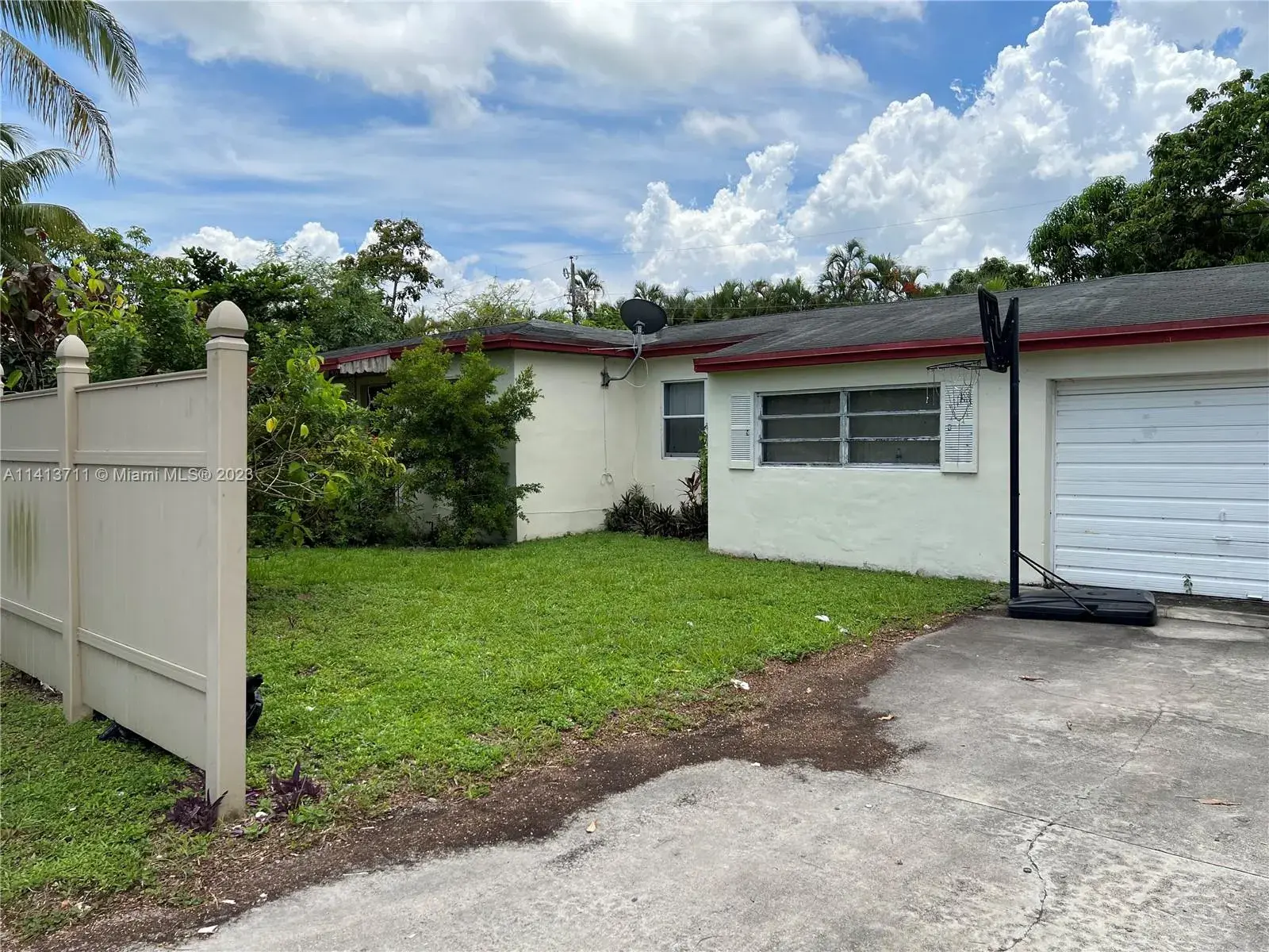15340 N Miami Ave, Miami FL 33169