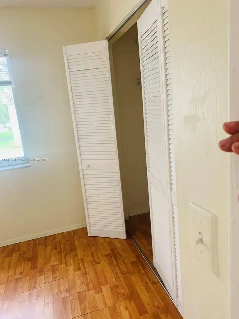 504 Gardens Dr # 204, Pompano Beach FL 33069