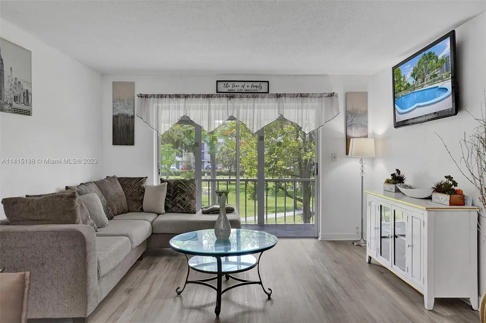 4650 Washington St # 209, Hollywood FL 33021